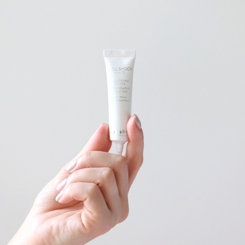 Sữa chống nắng và làm sáng da vùng mắt Swissline Cell Shock White Brightening Eye Veil SPF 50+++